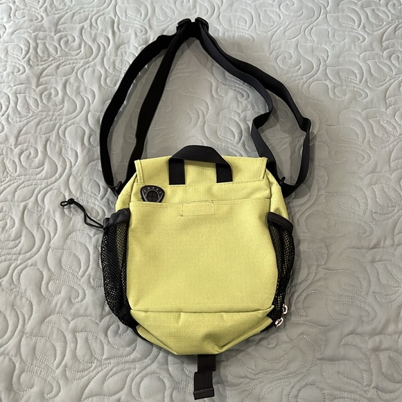 Ampac Messenger Bag - Picture 2 of 8